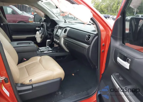 2017 Toyota Tundra Sr5 5.7L V8 z USA, uszkodzony, nr VIN 5TFRW5F17HX220046